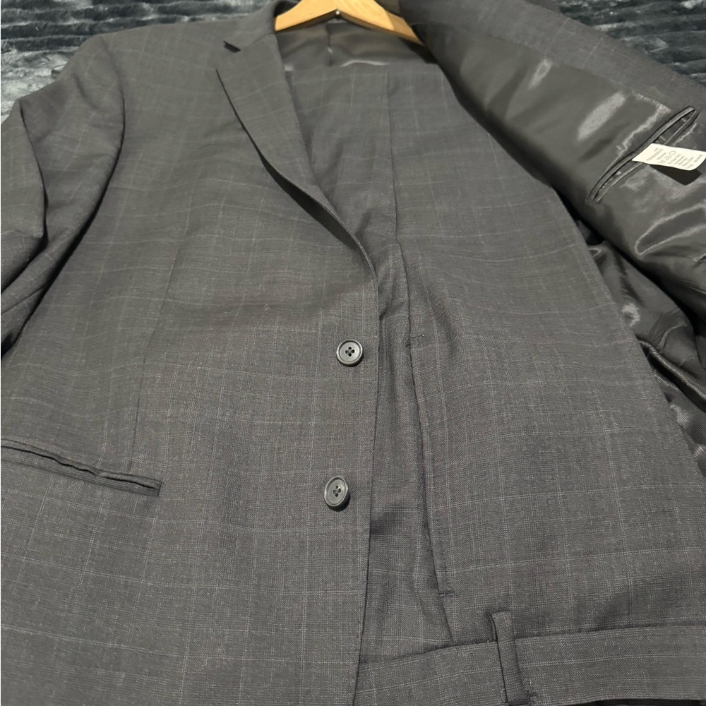 Calvin Klein Men's Charcoal Plaid Suit Jacket and pants